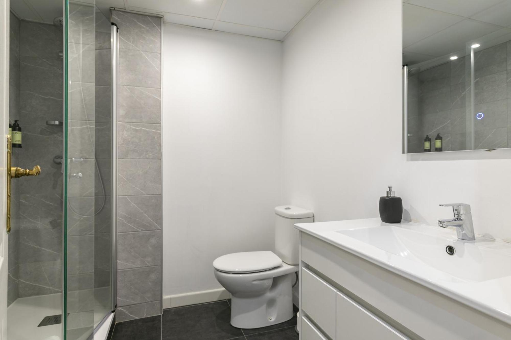 Apartamento Con Vistas Al Parque Del Retiro Madrid Ngoại thất bức ảnh